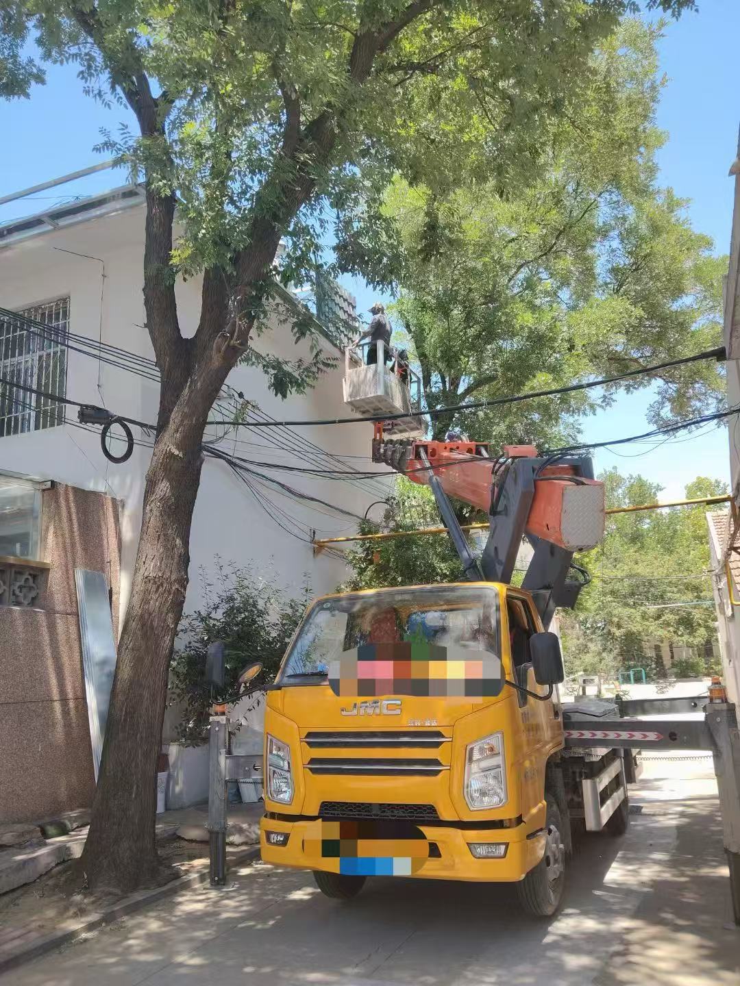 辉南县高空作业车能吊装重物吗？最大承载多少公斤？